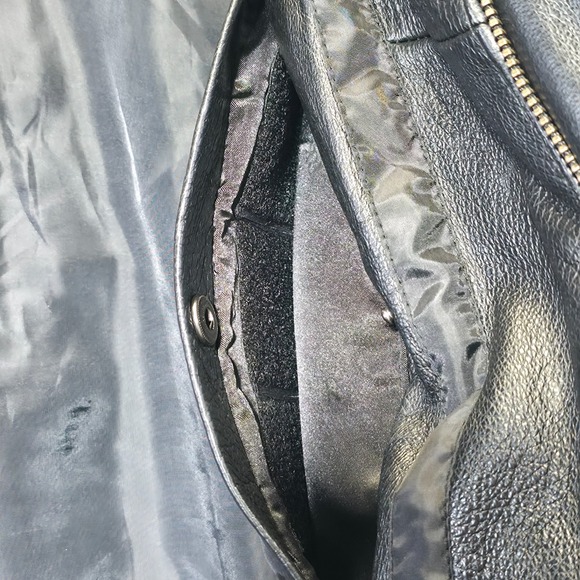 NRA Women's Authentic Gear Concealed Carry Leather Jacket Size Small - Picture 6 of 11